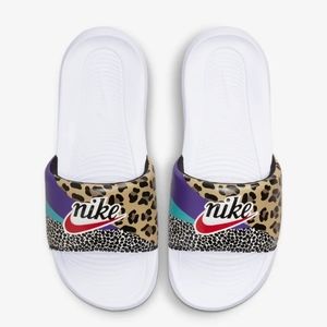 Nike Victori One Slides Sandals CN9676-104 Women's